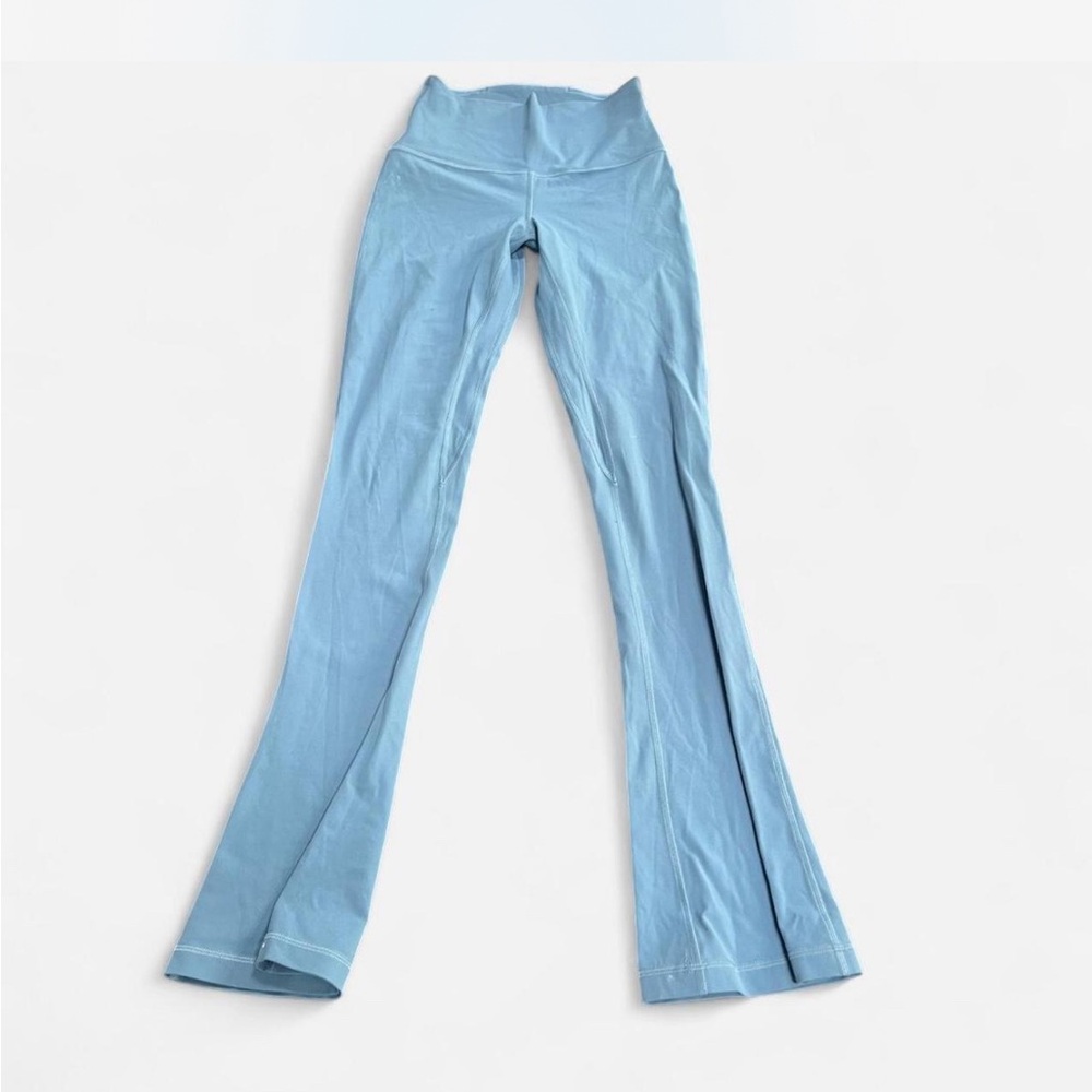 Lululemon Women's Light Blue High-Waisted leggings flare out